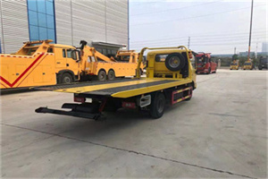 松山非事故拖车