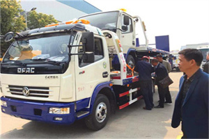松山汽车道路救援拖车价格